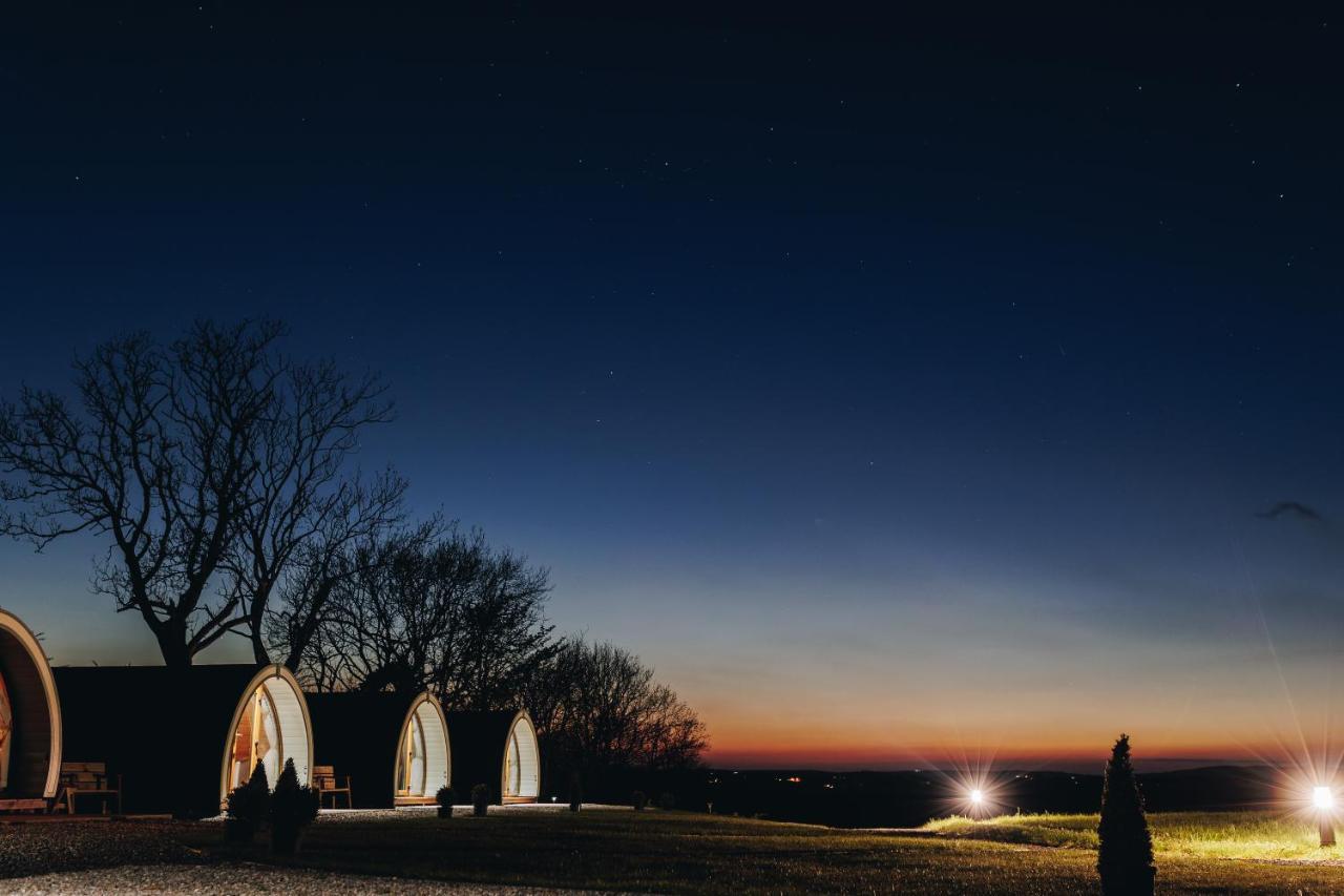 North Coast 9 Glamping Hotel Capecastle Exterior photo